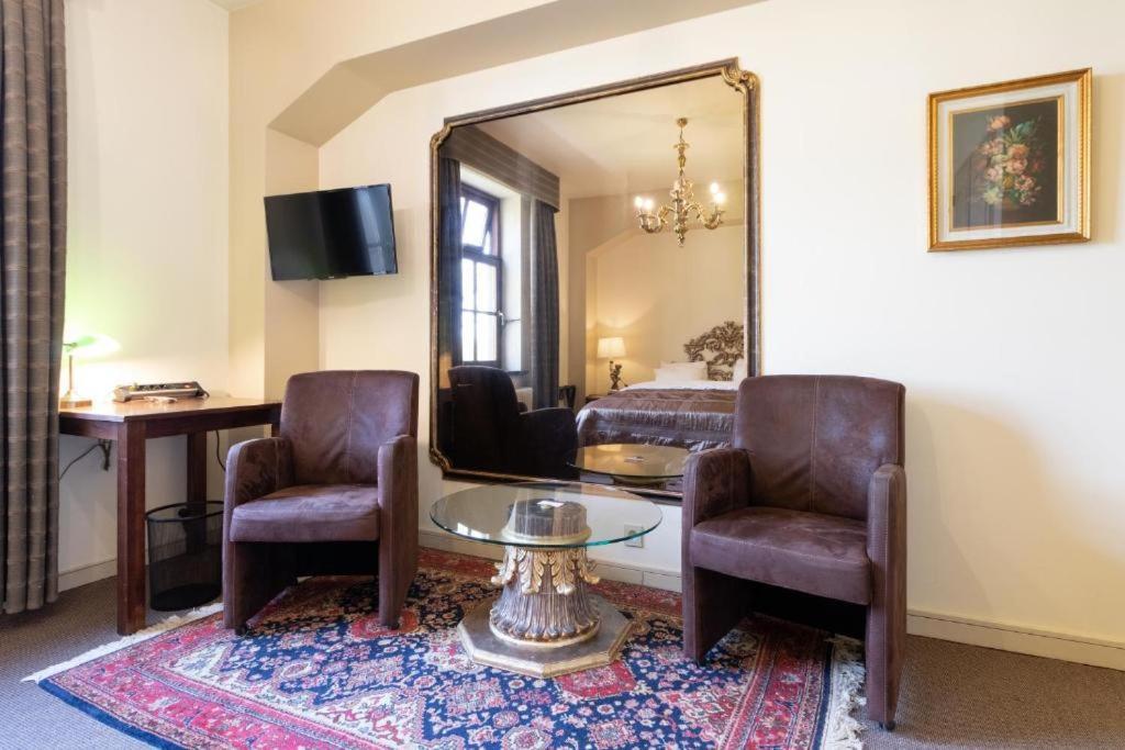 Hotel Torenhof Синт-Мартенс-Латем Экстерьер фото